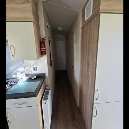 8 Berth Caravan Martello Beach Clacton Jaywick Sands Exterior photo